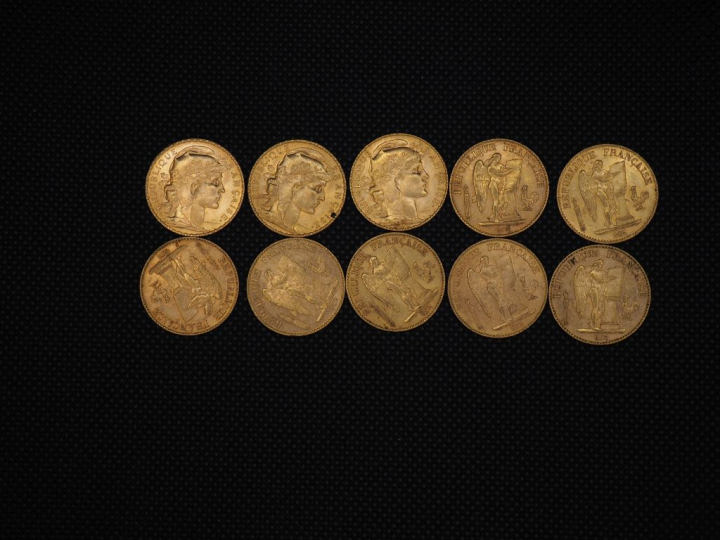10 pièces de 20 Francs or : 1896, 1871, 1897, 1875, 1895, 1895, 1897, 