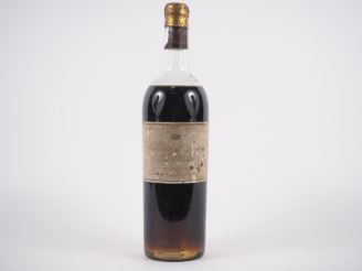 Vente aux enchères 1 BOUTEILLE CHÂTEAU D'YQUEM 1er CCS SAUTERNES - 1923 - BEP+/ES/CAPSULE