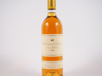 Vente aux enchères 1 BOUTEILLE CHÂTEAU D'YQUEM 1er CCS SAUTERNES - 1988