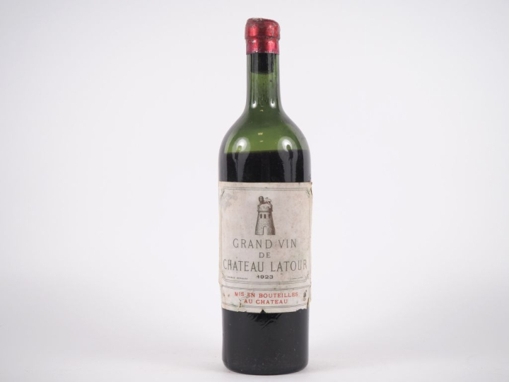 1 BOUTEILLE CHÂTEAU LATOUR 1er GCC PAUILLAC - 1923 - VIDANGE/CAPSULE C