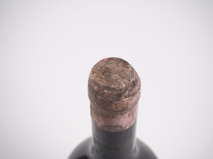 1 BOUTEILLE CHÂTEAU HAUT BRION 1er GCC GRAVES - 1924 - BEP/EF/BOUCHON 