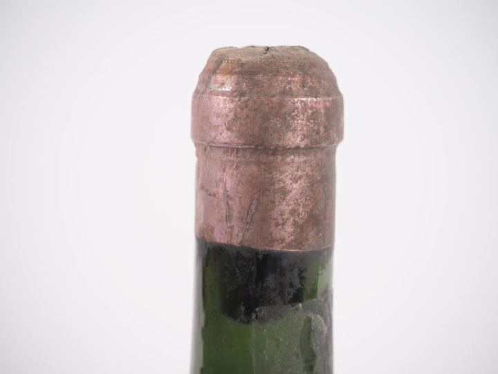 1 BOUTEILLE CHÂTEAU HAUT BRION 1er GCC GRAVES - 1924 - PRÉSUMÉE/VIDANG