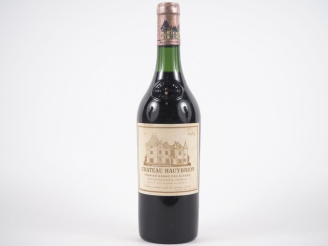 Vente aux enchères 1 BOUTEILLE CHÂTEAU HAUT BRION 1er GCC GRAVES - 1965 - 3,2 CM/ETLT