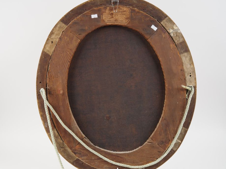 Ecole française XIXème. "Portrait d'homme à l'habit noir". Huile sur t