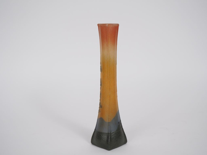 LEGRAS.  Vase soliflore en verre, à décor émaillé et dégagé à l'acide 