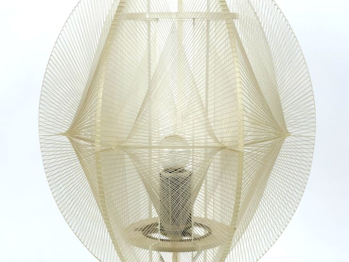 Paul SECON.  Suspension SOMPEIX en plexi glass et fils de nylon H. 58,