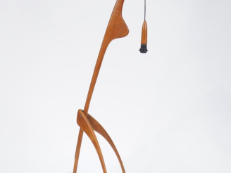 Vente aux enchères Jean RISPAL. Lampadaire biomorphique, modèle dit "Mante religieuse", p