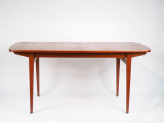 Vente aux enchères Table de salle à manger fin des années 60 de style Scandinave en teck,
