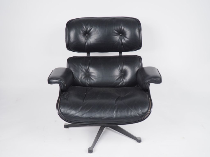 Charles et Ray EAMES pour mobilier international éditeur. Fauteuil ann