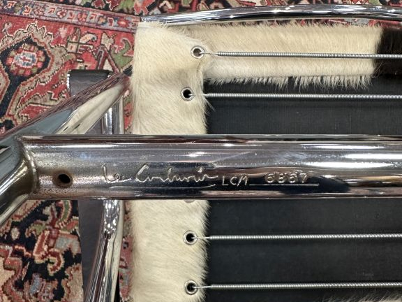  LE CORBUSIER, Pierre JEANNERET et Charlotte PERRIAND édition Cassina.