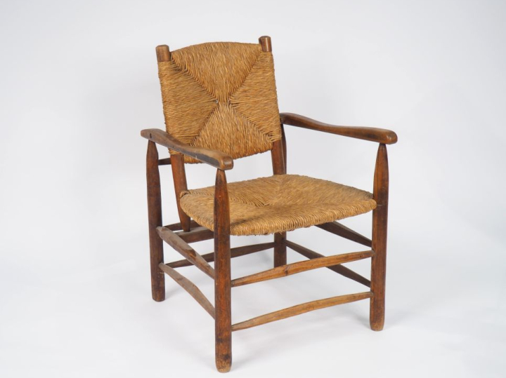 Charlotte PERRIAND. Fauteuil paillé N°21 années 60 dit « chamrousse » 