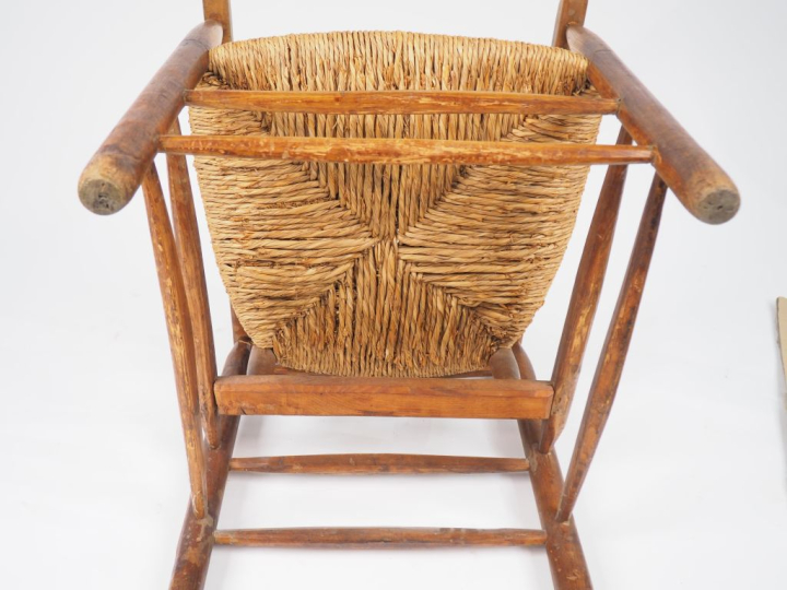 Charlotte PERRIAND. Fauteuil paillé N°21 années 60 dit « chamrousse » 