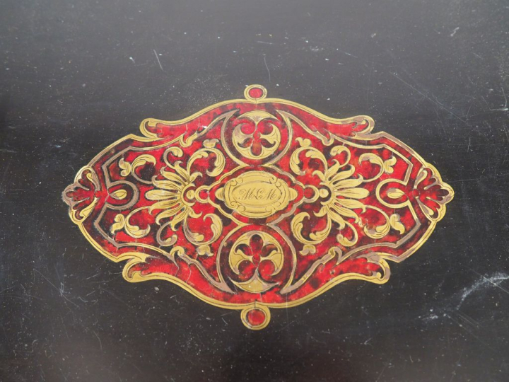 Travailleuse Napoléon III de style Louis XV en marqueterie boule et fi