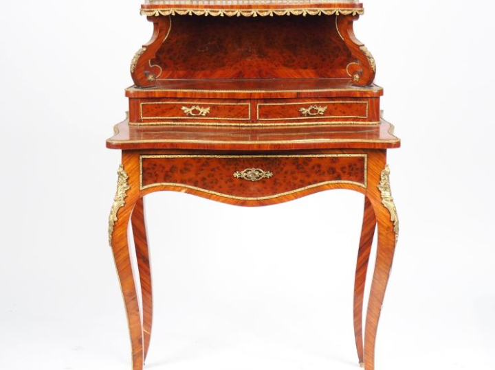 Bonheur du jour Napoléon III de style Louis XV en bois et bois de plac