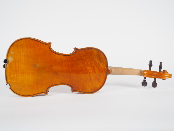 Interessant violon	 fait à Mirecourt dans les années 1870. 356mm (	Bon