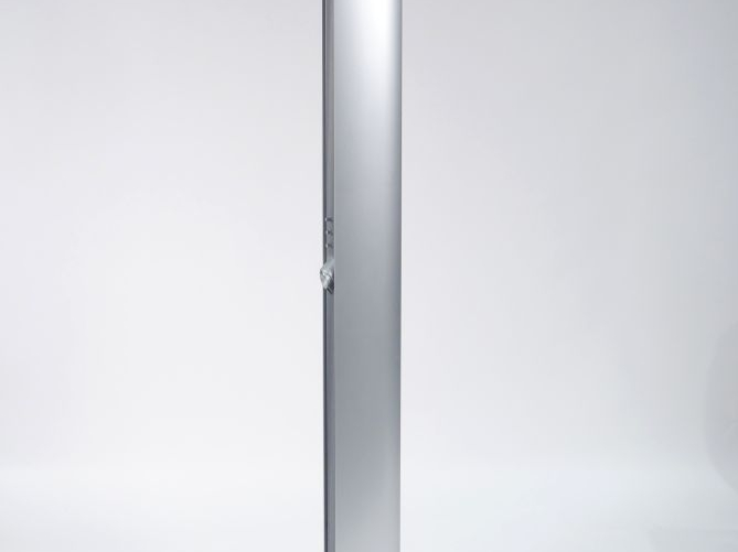 Jan van LIERDE pour ARTEMIDE. Lampadaire modèle "Echos". H. 181 cm.