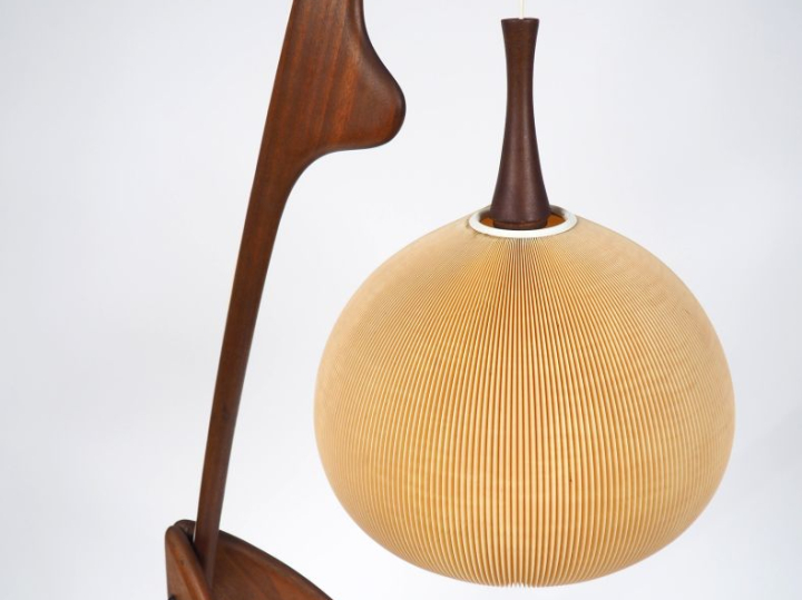 Jean RISPAL. Lampadaire biomorphique, modèle dit "Mante religieuse", p