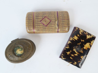 Vente aux enchères Etui fin XVIIIème - début XIXème en marqueterie de paille à décor de m