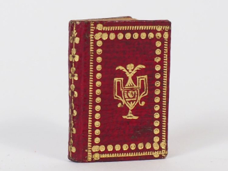 Vente aux enchères Livre miniature 'Le Petit Poucet' dédié à l'enfance Année 1818 à Paris