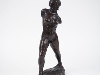 Vente aux enchères D’après Aristide MAILLOL (1861-1944). Femme nue debout ou l’Action enc