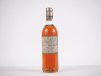 Vente aux enchères 1 BOUTEILLE CHÂTEAU SUDUIRAUT 1er CC SAUTERNES - 1967 - BG/ES 