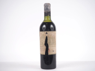 Vente aux enchères 1 BOUTEILLE CHÂTEAU HAUT BRION 1er GCC GRAVES - 1952 - HEP/ETA/ES/CAPS