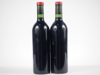 Vente aux enchères 2 BOUTEILLES CHÂTEAU L'ÉVANGILE POMEROL - 1957 - TRÈS BONS NIVEAUX/SE/