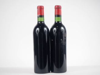 Vente aux enchères 2 BOUTEILLES CHÂTEAU L'ÉVANGILE POMEROL - 1957 - TRÈS BONS NIVEAUX/SE/