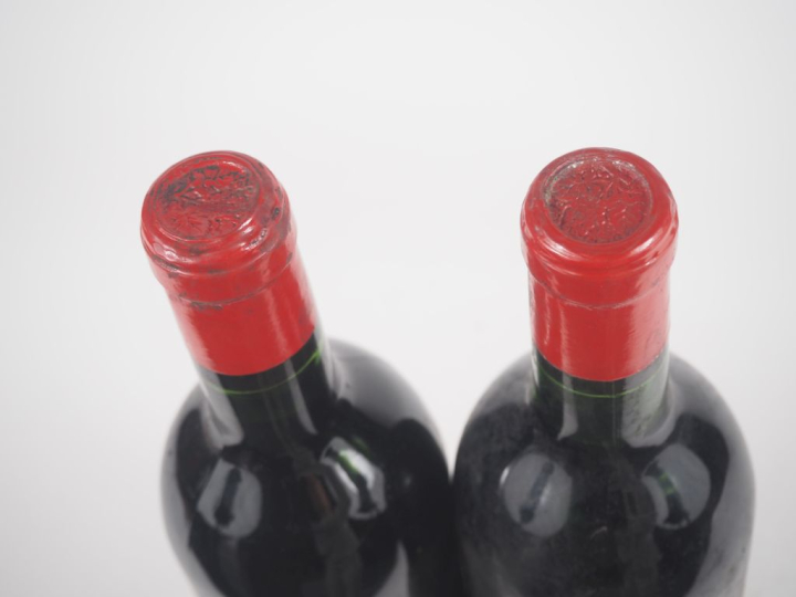 2 BOUTEILLES CHÂTEAU L'ÉVANGILE POMEROL - 1957 - 1 TRÈS BON NIVEAU/1 B