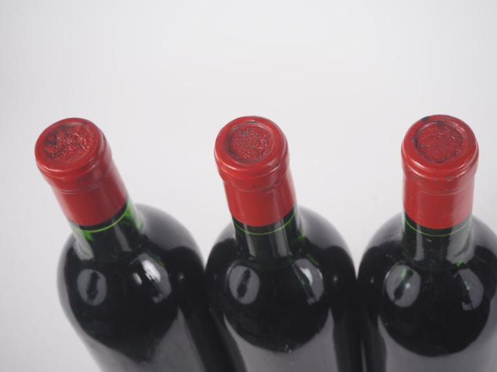 3 BOUTEILLES PORTAIL ROUGE GRAVES - 1967 - 1 BG/2 BG-LB/SE/BOUCHONS ÉT