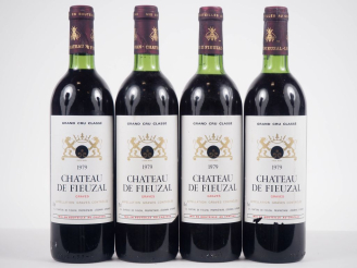 Vente aux enchères 4 BOUTEILLES CHÂTEAU DE FIEUZAL GCC GRAVES - 1979 - 2 BG/2 LB/1 ELA/CA