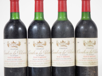 Vente aux enchères 4 BOUTEILLES CHÂTEAU CAMBON LA PELOUSE CB HAUT MÉDOC - 1987 - 1 BG/3 L