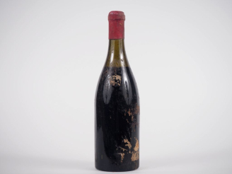 Vente aux enchères 1 BOUTEILLE ALOXE CORTON - 1921 - PRÉSUMÉE - 5 CM/SE 