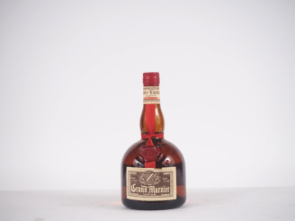 Vente aux enchères 1 BOUTEILLE GRAND MARNIER "CORDON ROUGE" - COFFRET 