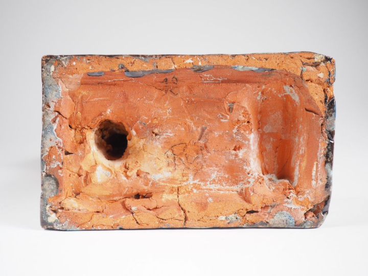 Henri Paul REY.  "ramasseuse d'algues" Sculpture en terre cuite vernis