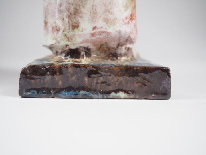 Henri Paul REY.  "ramasseuse d'algues" Sculpture en terre cuite vernis