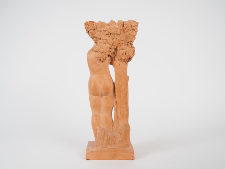 Henri Paul REY.  "jeune fille à la colombe" Sculpture en terre cuite  