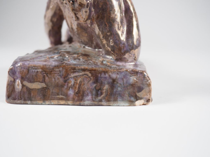 Henri Paul REY.  "jeune fille nue allongée" Sculpture en terre cuite i