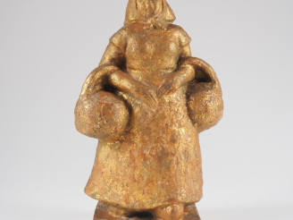 Vente aux enchères Henri Paul REY.  "paysanne au panier" Sculpture en terre cuite à patin