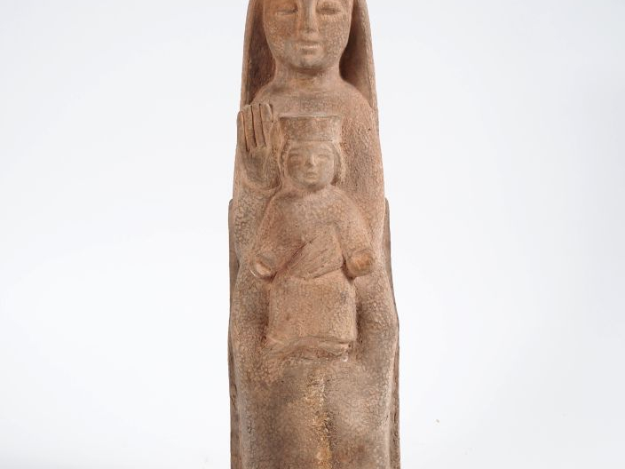 Henri Paul REY.  "Vierge à l'enfant romane"  Sculpture en terre patiné