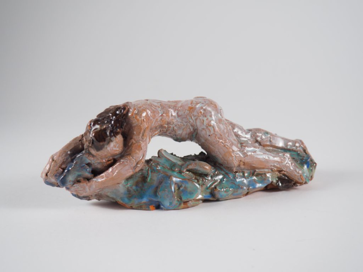 Henri Paul REY.  "femme nue"  Sculpture en terre cuite vernissée polyc