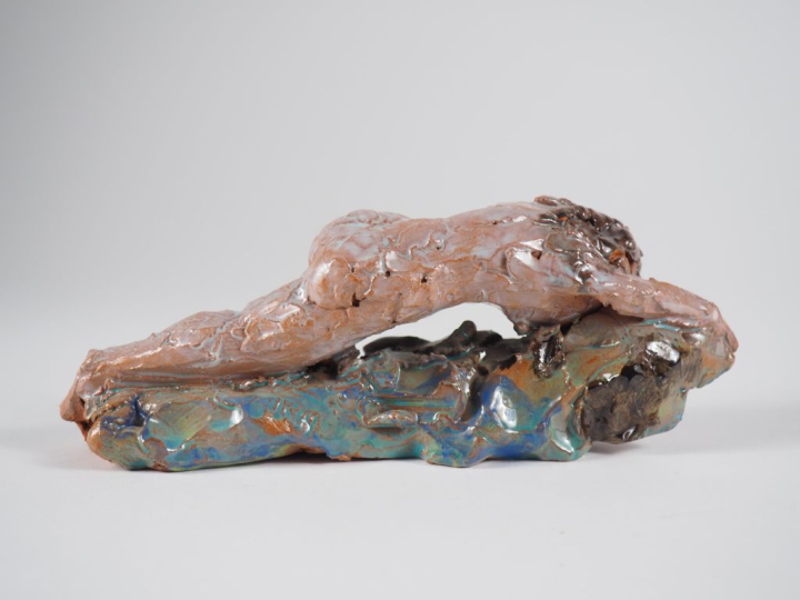 Henri Paul REY.  "femme nue"  Sculpture en terre cuite vernissée polyc