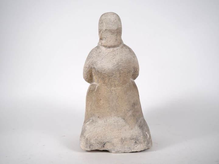 Henri Paul REY.  "maternité" Sculpture en pierre  non signée H. 40 cm