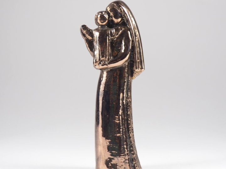 Henri Paul REY.  "Vierge à l'enfant" Sculpture en terre cuite vernissé