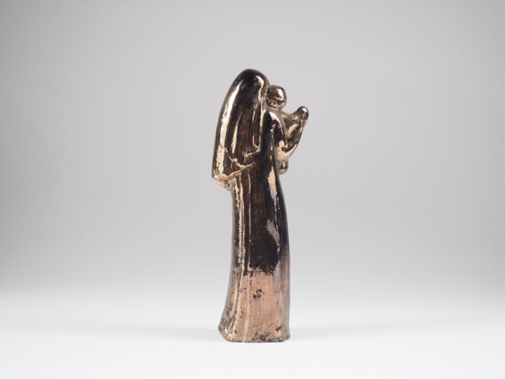 Henri Paul REY.  "Vierge à l'enfant" Sculpture en terre cuite vernissé