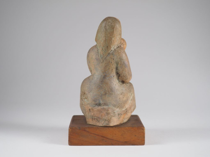 Henri Paul REY. "jeune mère et son enfant" Sculpture en terre cuite ém