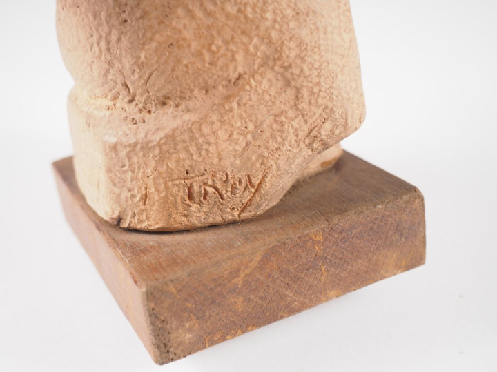 Henri Paul REY. "jeune mère et son enfant" Sculpture en terre cuite Si