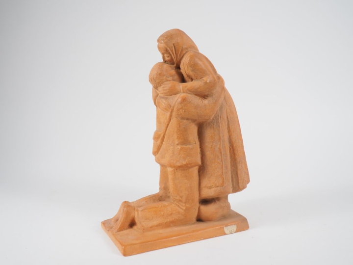 Henri Paul REY.  "le baiser" Sculpture en platre patiné  Signée H. 29 