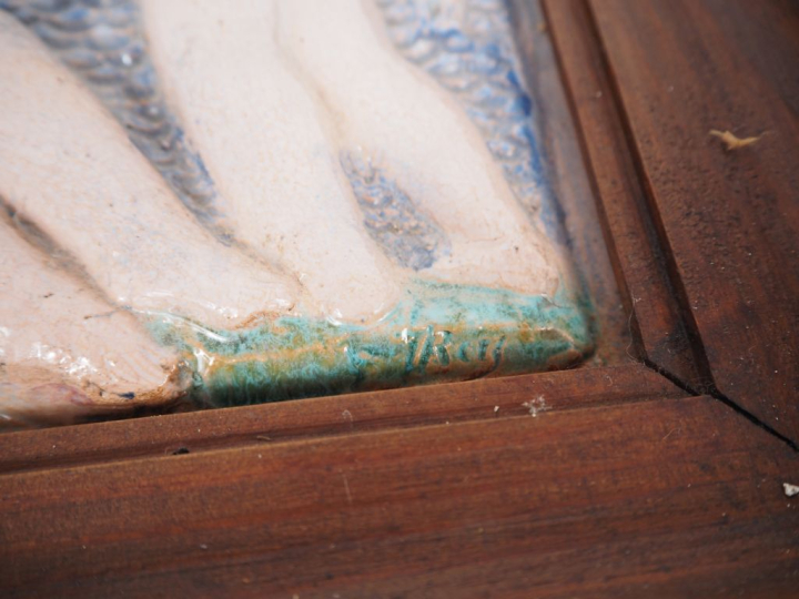 Henri Paul REY.  "les trois grâces" Plaque en tere cuite émaillée poly