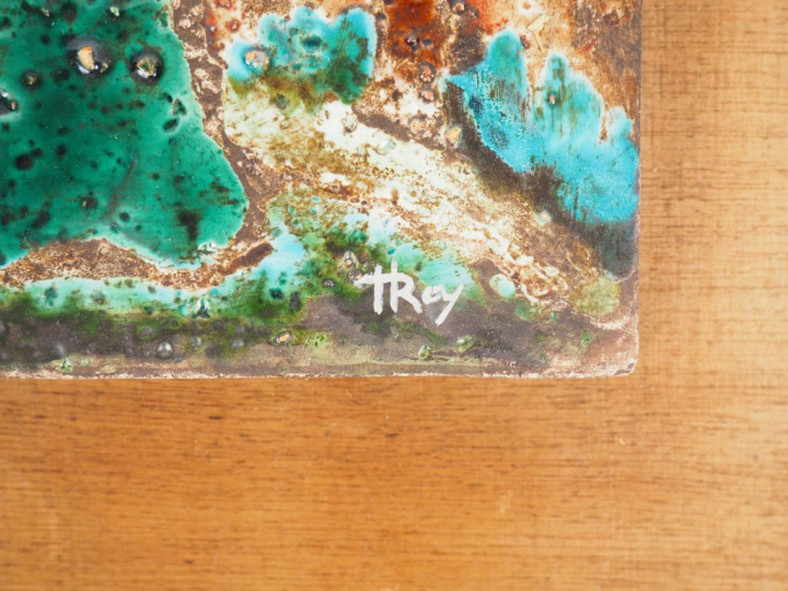 Henri Paul REY.  "crucifixion" Plaque en céramique émaillée Signée Dim